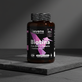 Suplemento de biotina con vitamina B7 para fortalecer el cabello